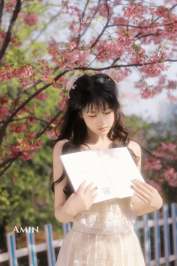 九品芝麻官